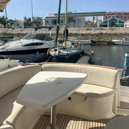 Sea Bloom Ii - Night In A Fancy Speedboat